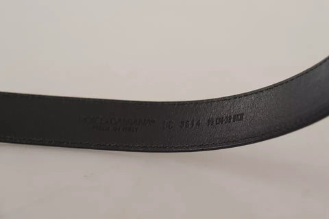 Black Calf Leather Vintage Logo Metal Buckle Belt Black Calf Leather Vintage Logo Metal Buckle Belt
