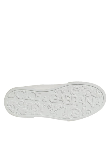 Białe skórzane sznurowane trampki niskie