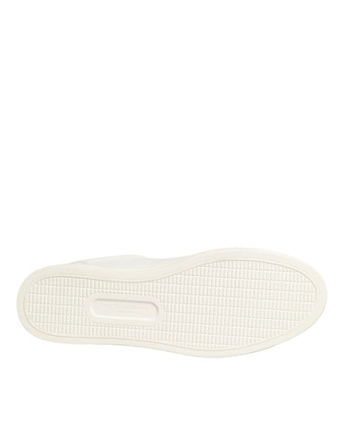 Białe skórzane trampki z serduszkami