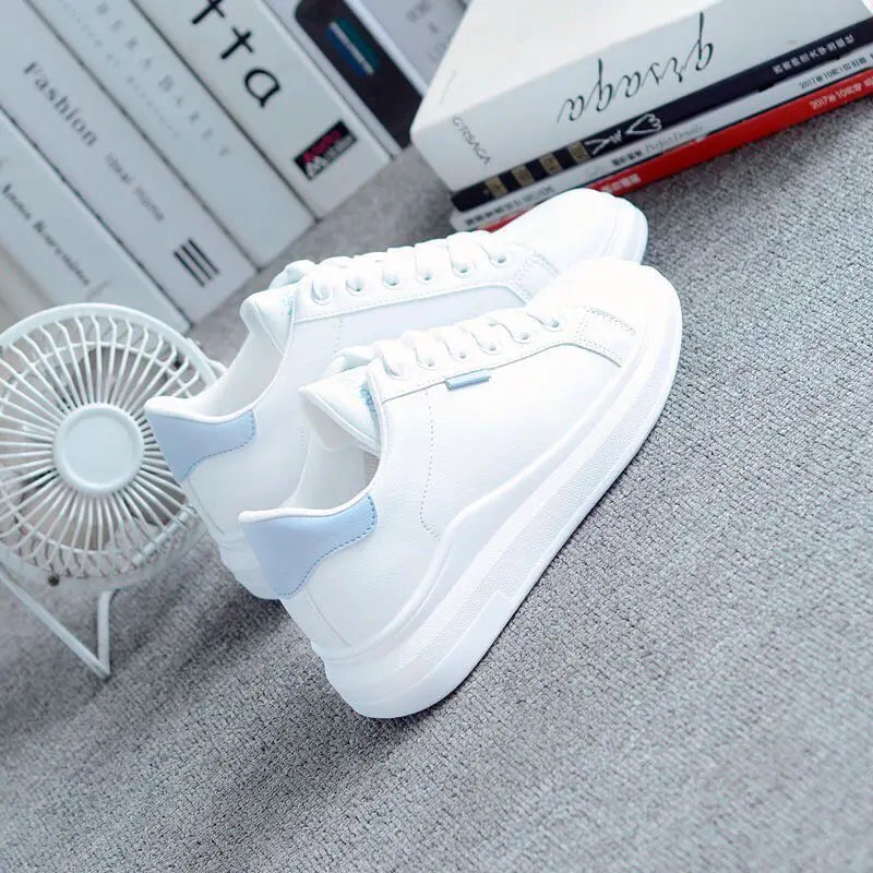 Damskie sneakersy z haftowanymi kwiatami na sznurowadła – oddychające casualowe buty do biegania