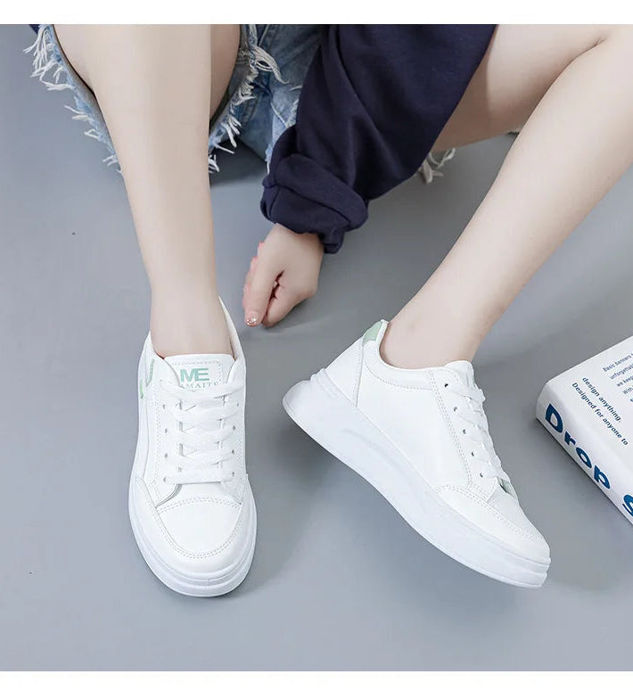Damskie sneakersy z ekoskóry – oddychające, sznurowane buty do chodzenia i na co dzień na zewnątrz