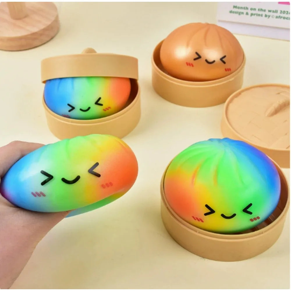 Kolorowa zabawka antystresowa Dumpling Squishy – powoli rosnąca piłka do dekompresji