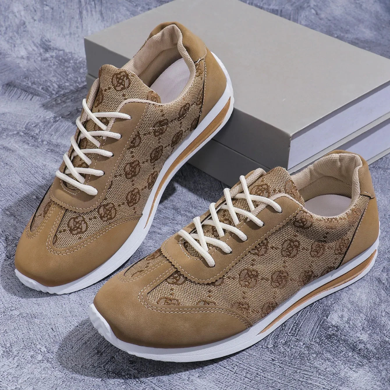 Damskie sneakersy z krzyżowanymi paskami – oddychające casualowe płaskie buty do chodzenia