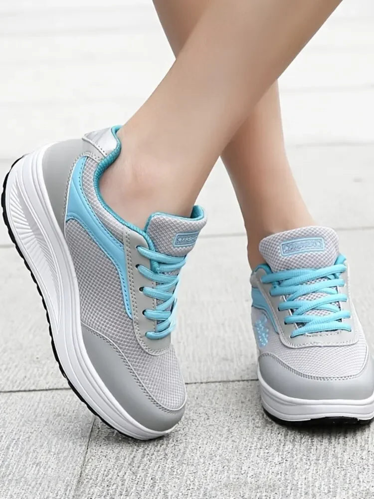 Damskie modne wulkanizowane sneakersy – lekkie buty na platformie do chodzenia