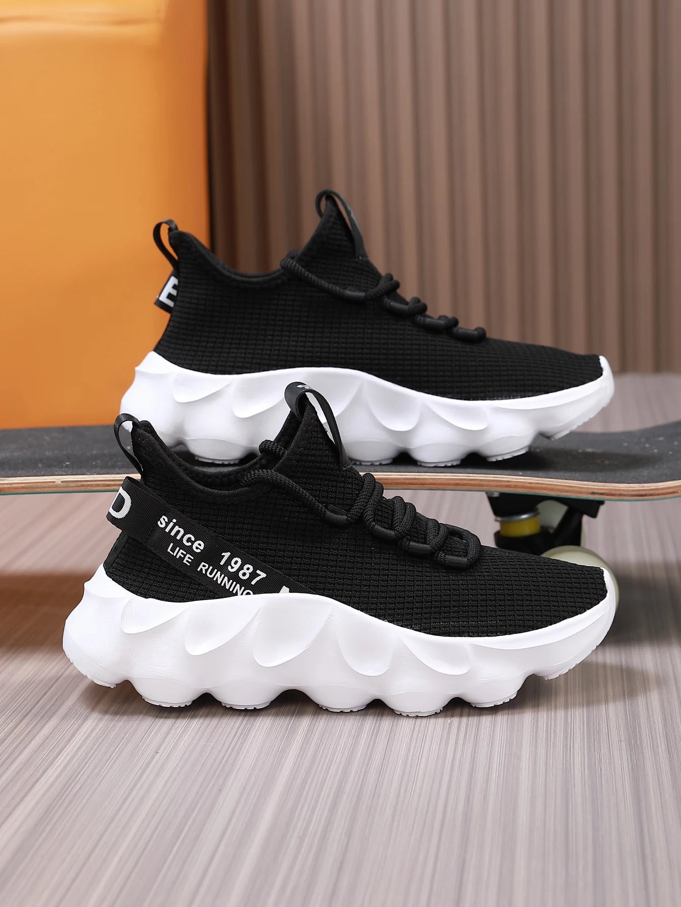 Męskie outdoorowe buty do wędrówek i biegania – lekkie casualowe sneakersy sportowe